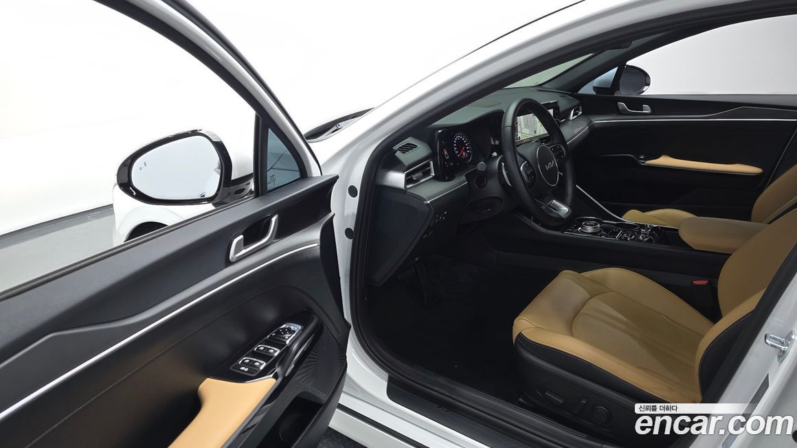 Kia K5 2023
