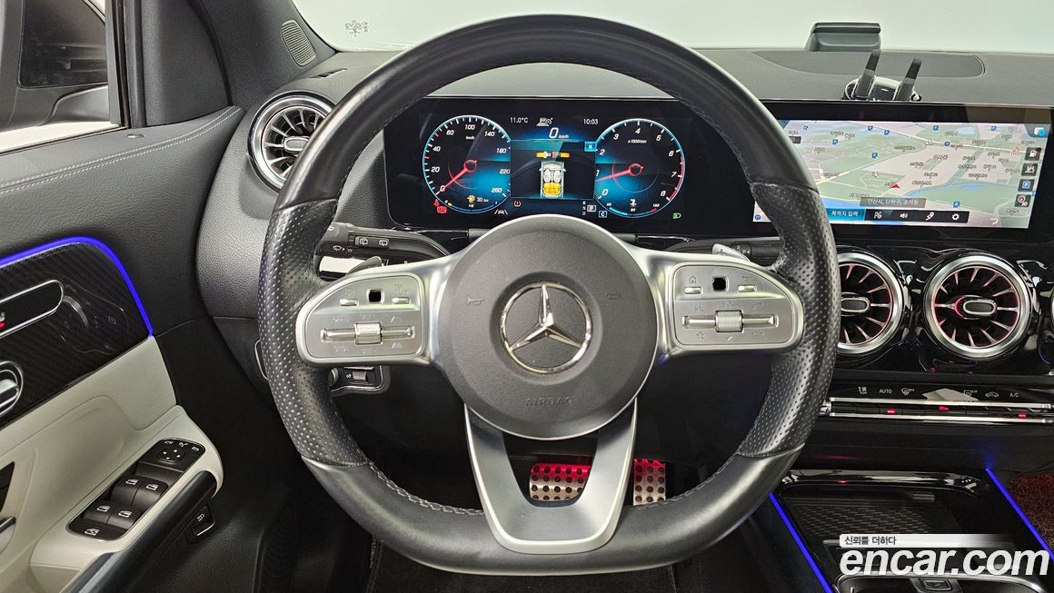 Mercedes-Benz GLA-Class 2021