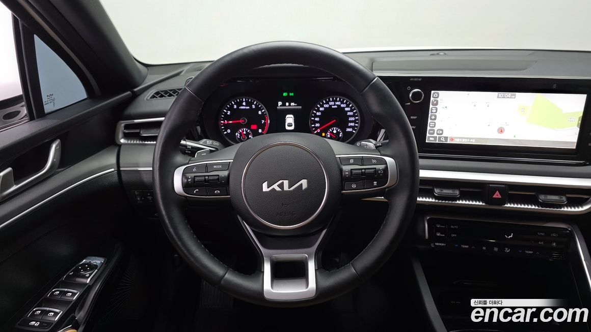Kia K5 2023