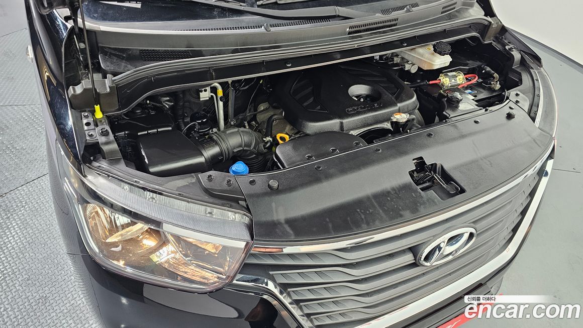 Hyundai Starex 2021