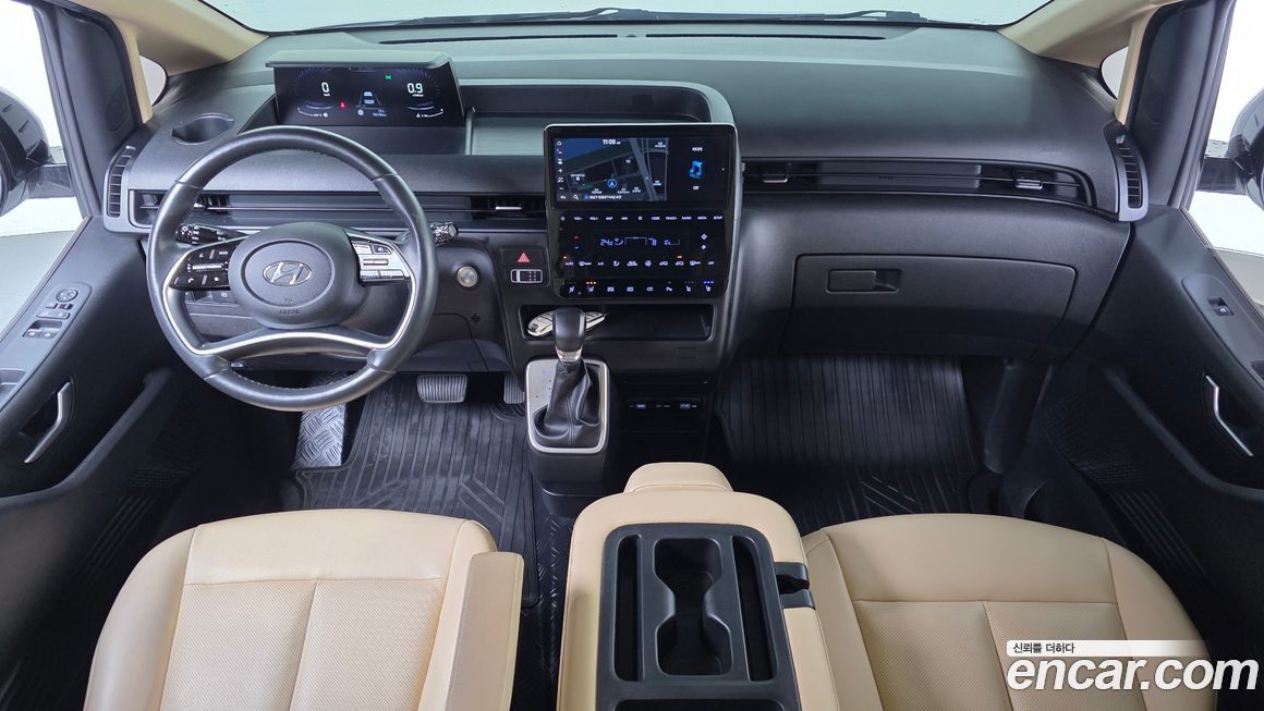 Hyundai Staria 2022