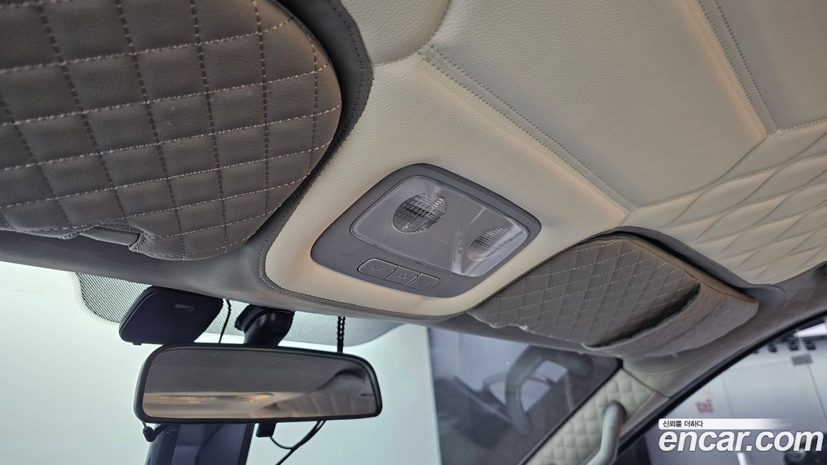 Hyundai Starex 2021