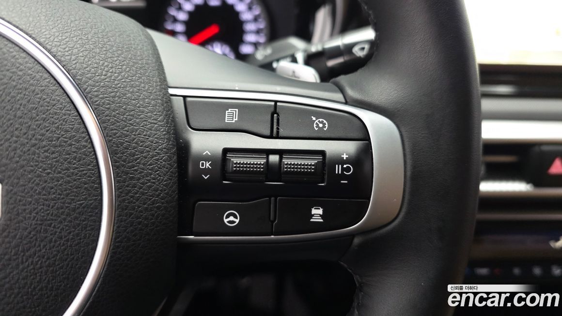 Kia K5 2023