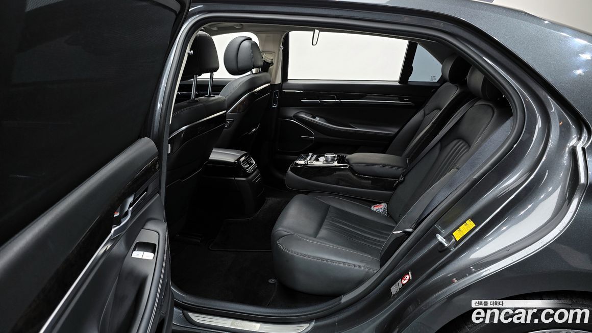 Genesis G90 2019