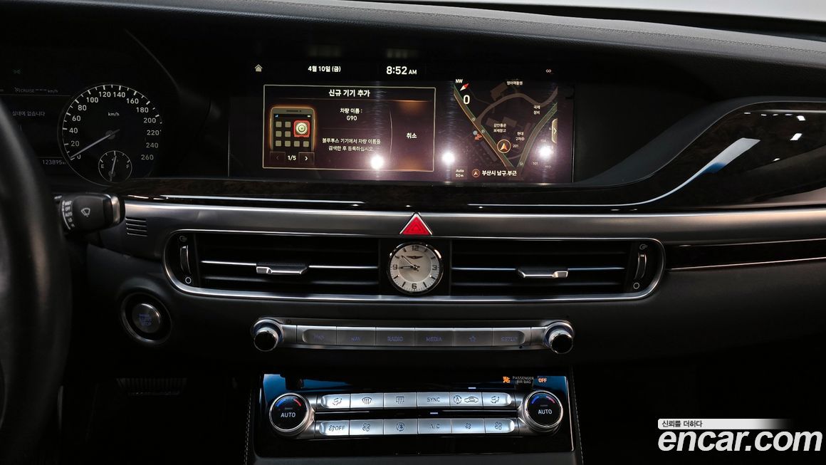 Genesis G90 2019