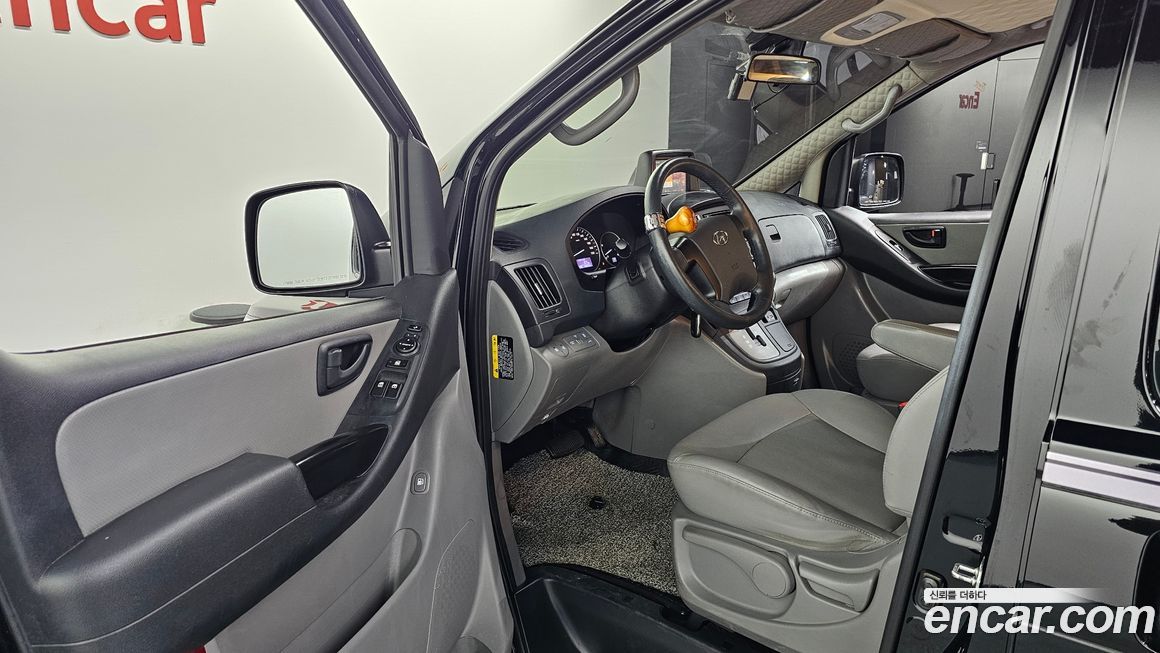 Hyundai Starex 2021