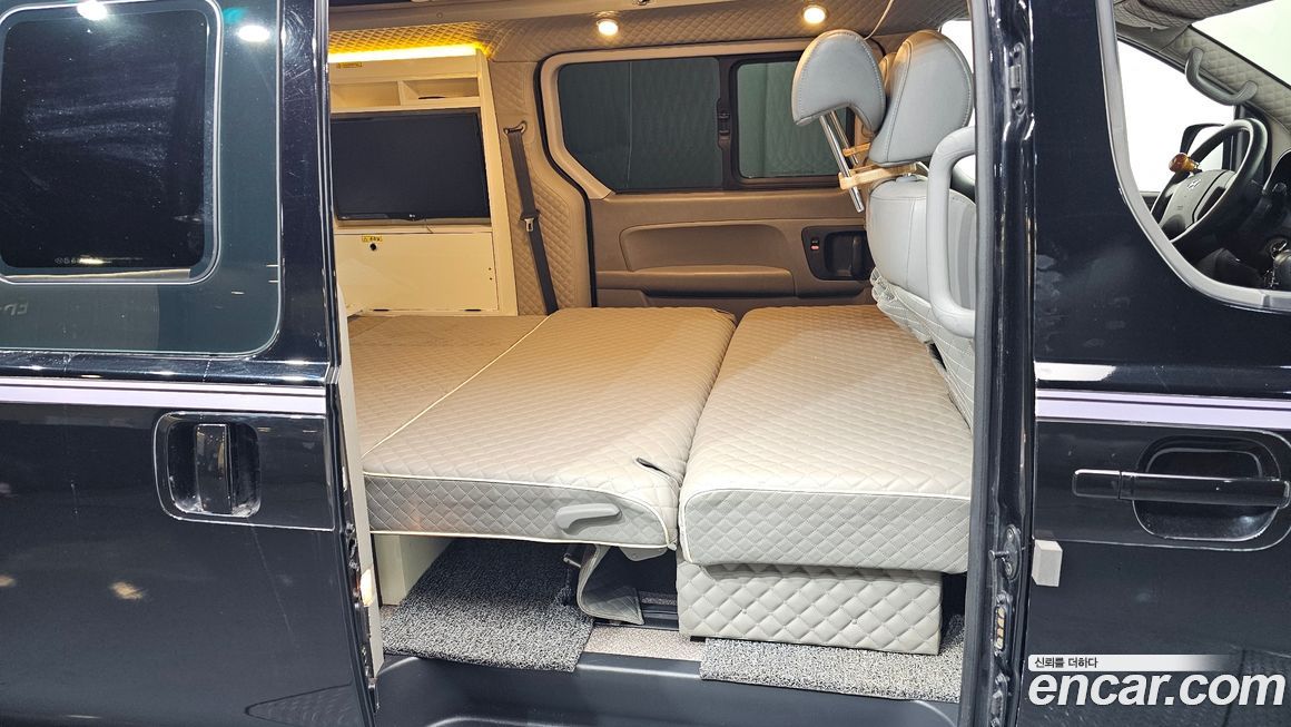 Hyundai Starex 2021