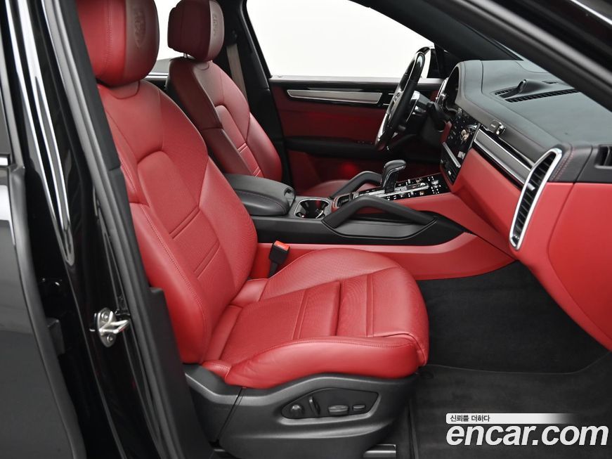 Porsche Cayenne 2023