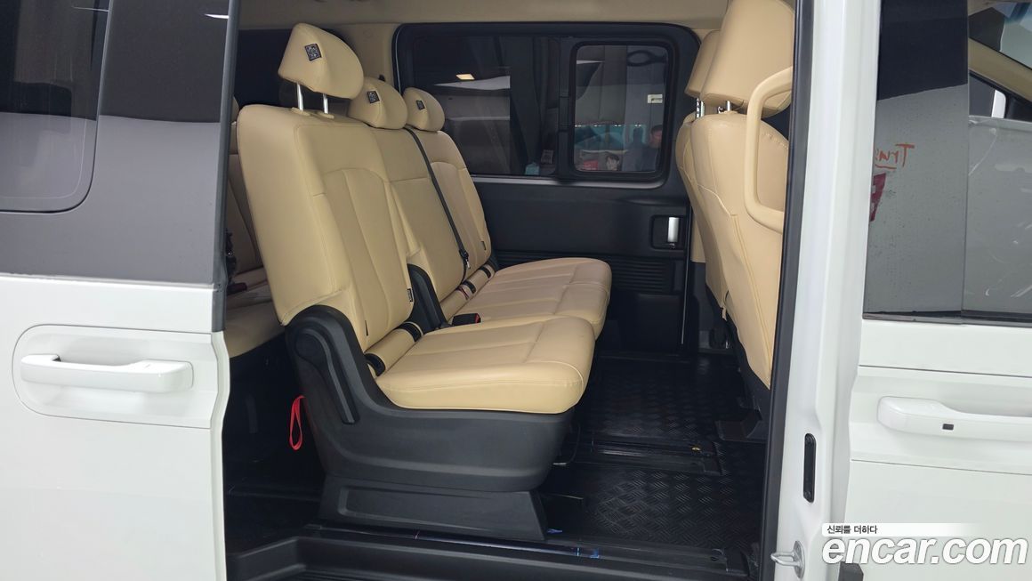 Hyundai Staria 2022