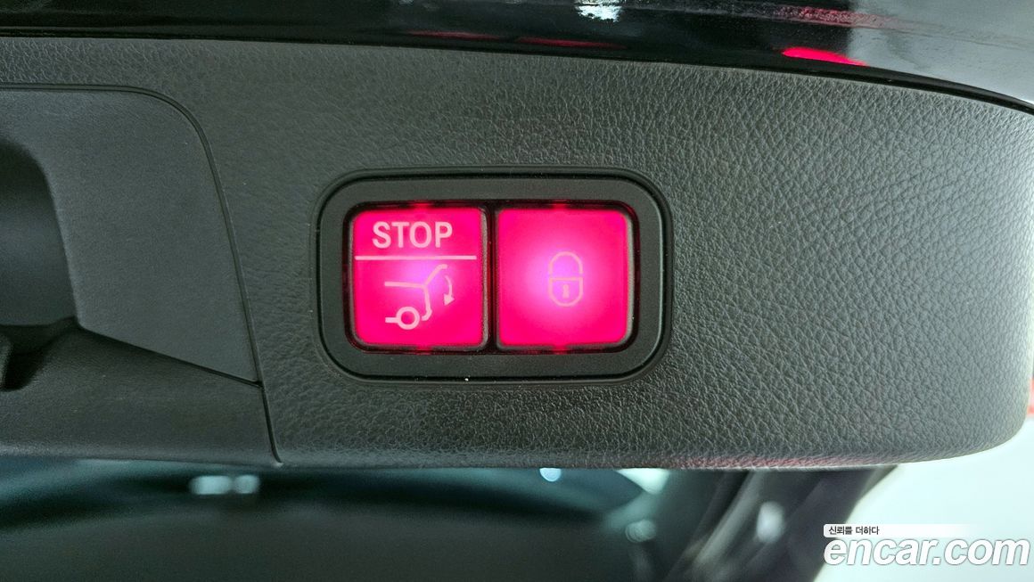 Mercedes-Benz GLA-Class 2021