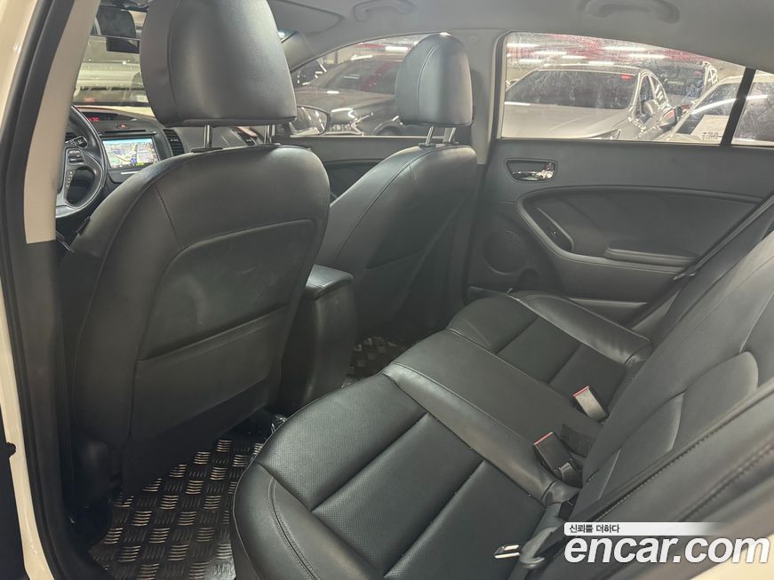 Kia K3 2013