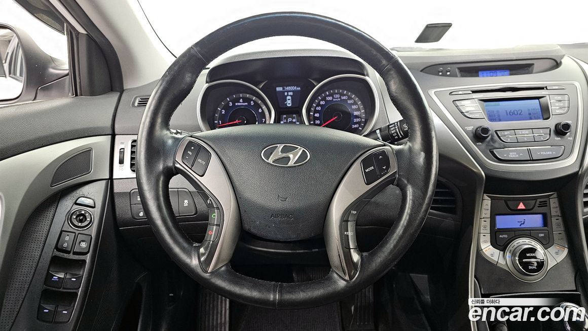 Hyundai AVANTE 2014