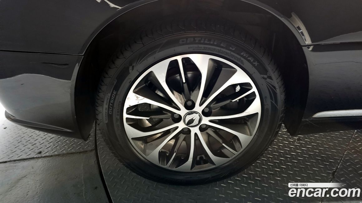 KG_Mobility_Ssangyong Chairman 2015