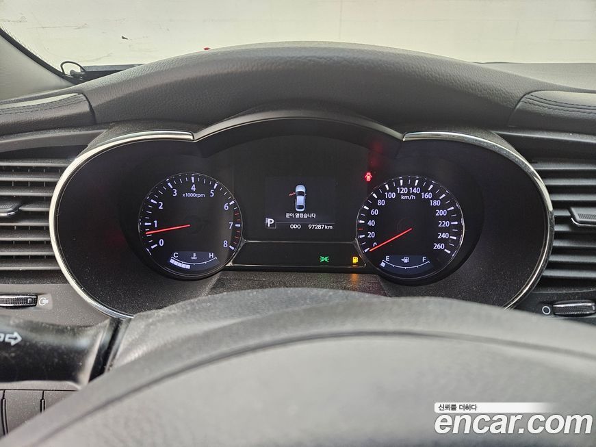Kia K5 2011