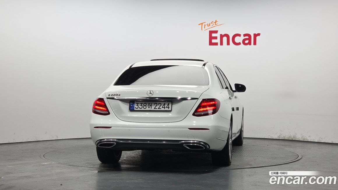 Mercedes-Benz E-Class 2019