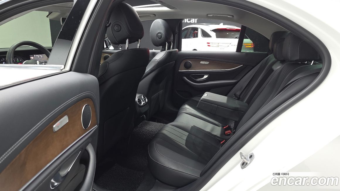 Mercedes-Benz E-Class 2019