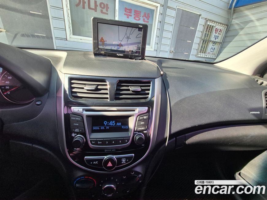 Hyundai Accent 2016