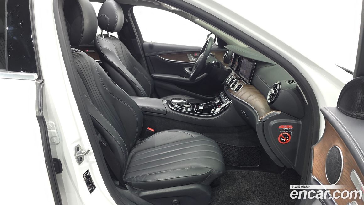 Mercedes-Benz E-Class 2019