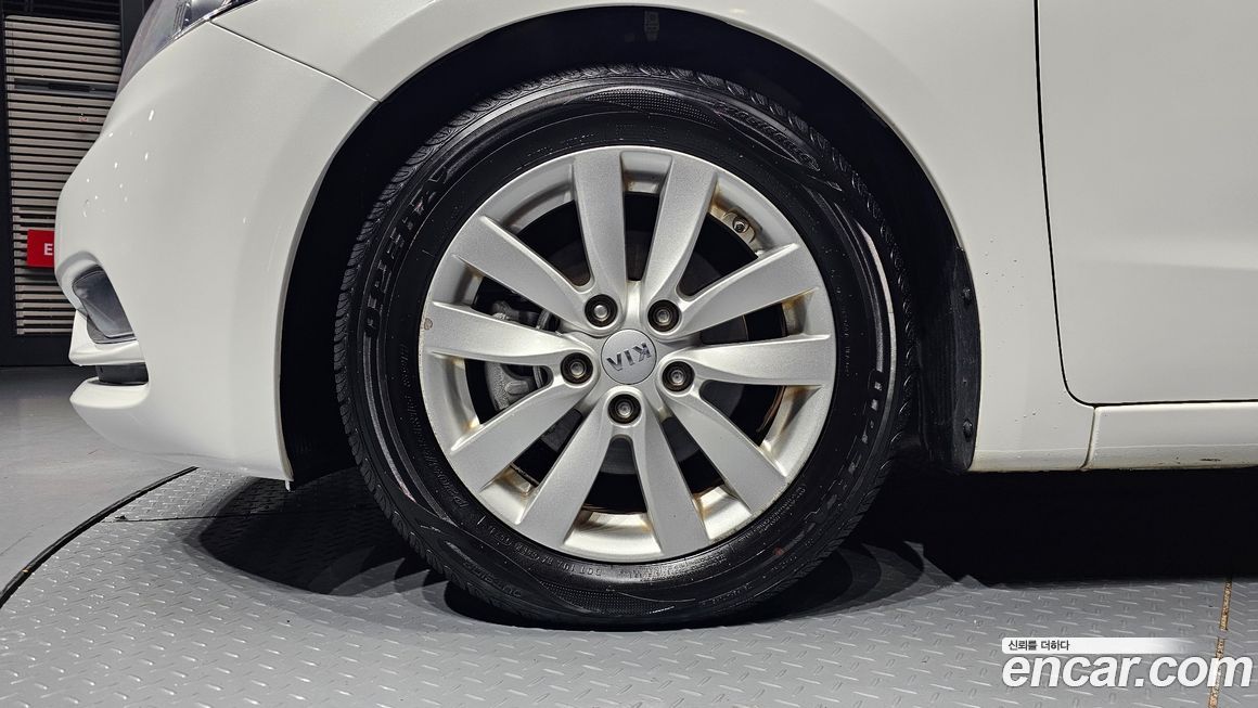 Kia K3 2015