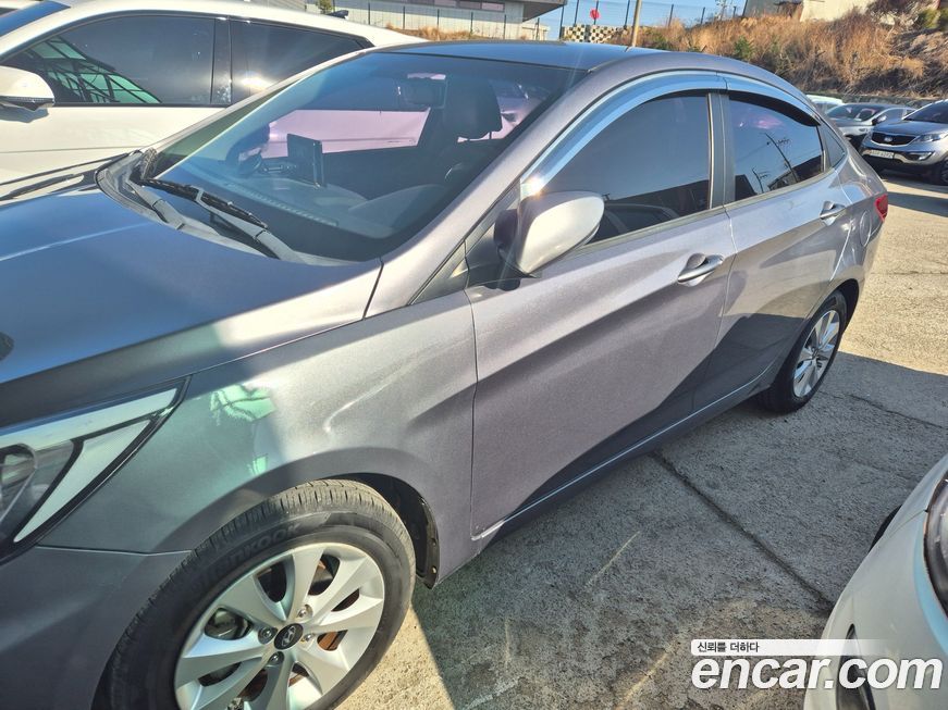 Hyundai Accent 2016
