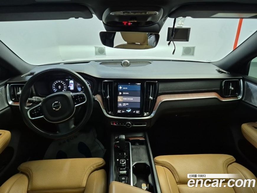 Volvo V60 2021