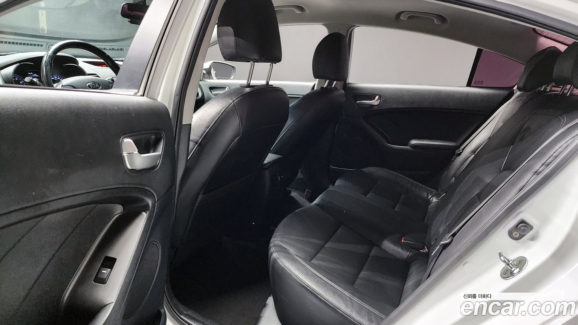 Kia K3 2015