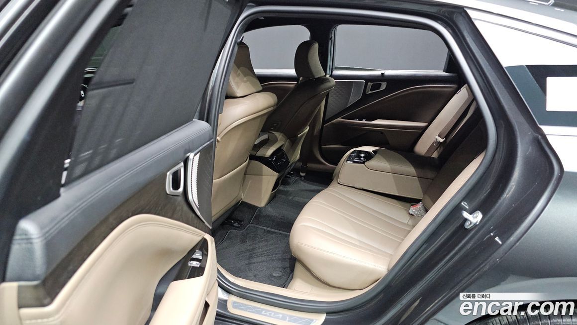 Kia K8 2023