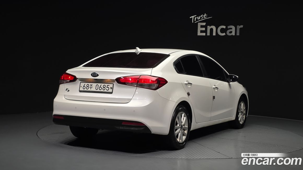 Kia K3 2016