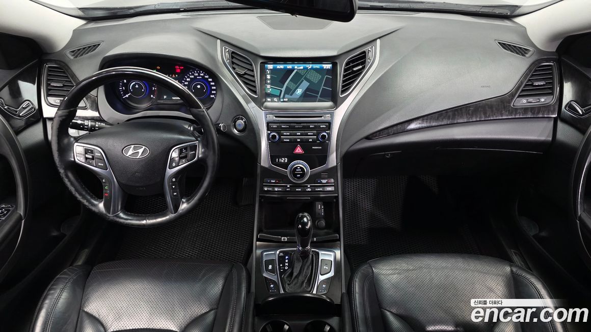 Hyundai Grandeur 2015