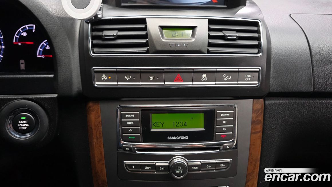 KG_Mobility_Ssangyong Rexton 2016