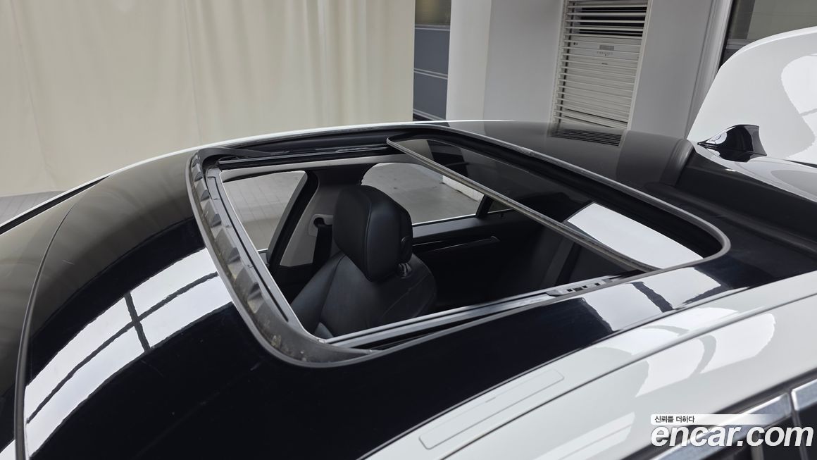 BMW 5-Series 2012