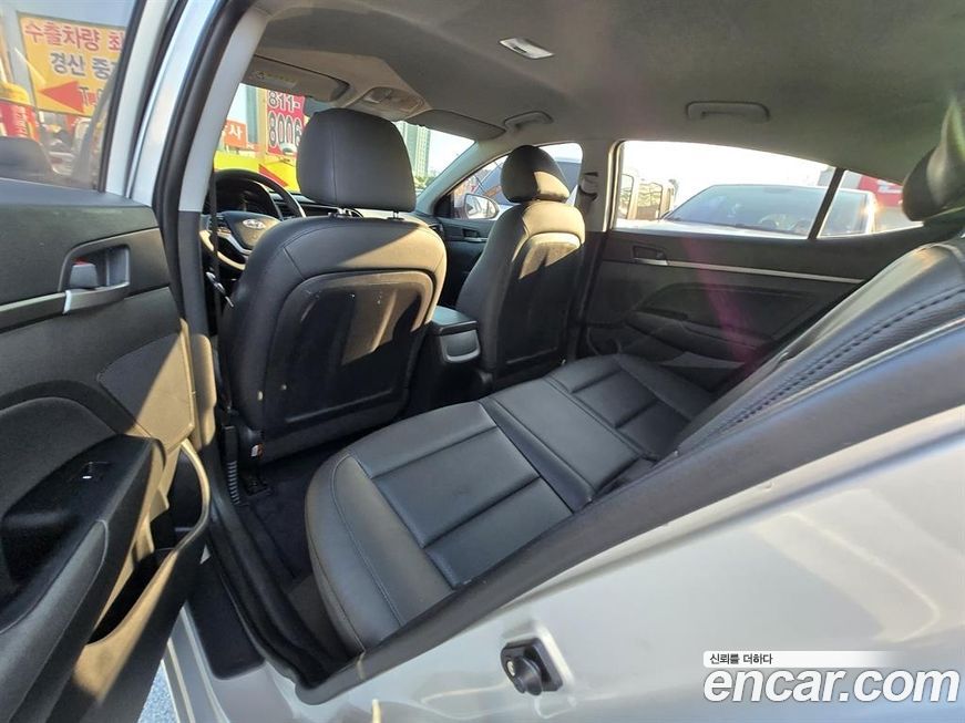 Hyundai Starex 2016