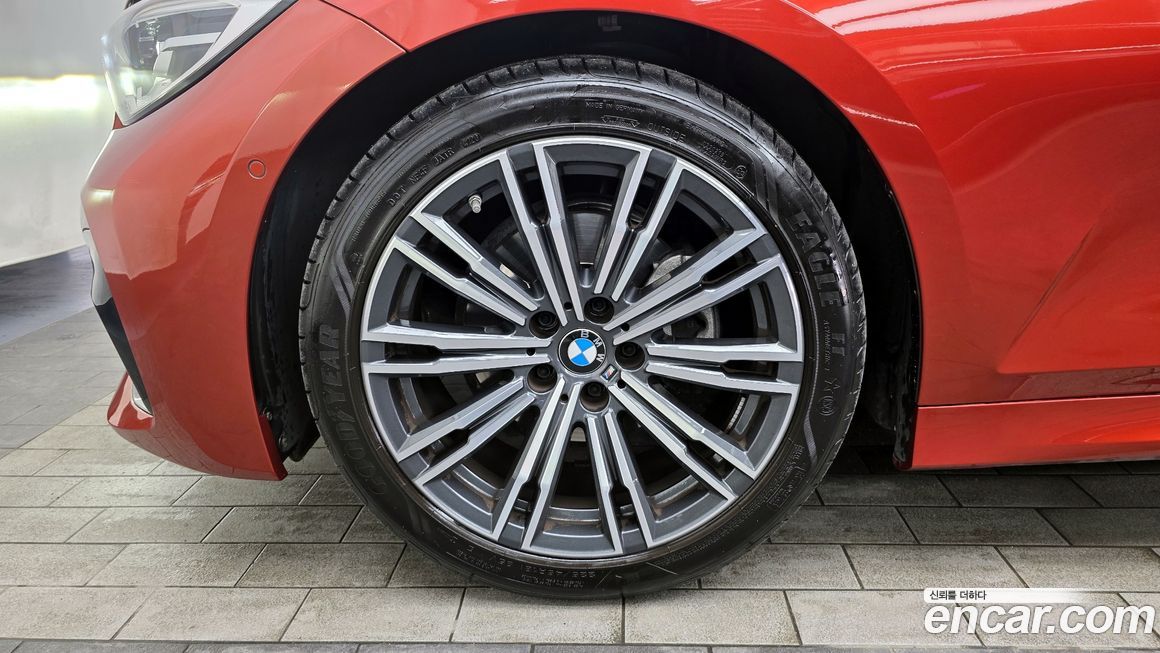 BMW 3-Series 2021