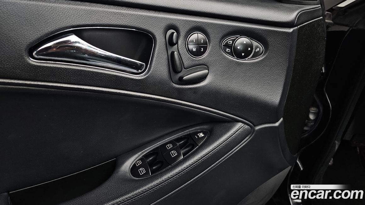 Mercedes-Benz CLS-Class 2010