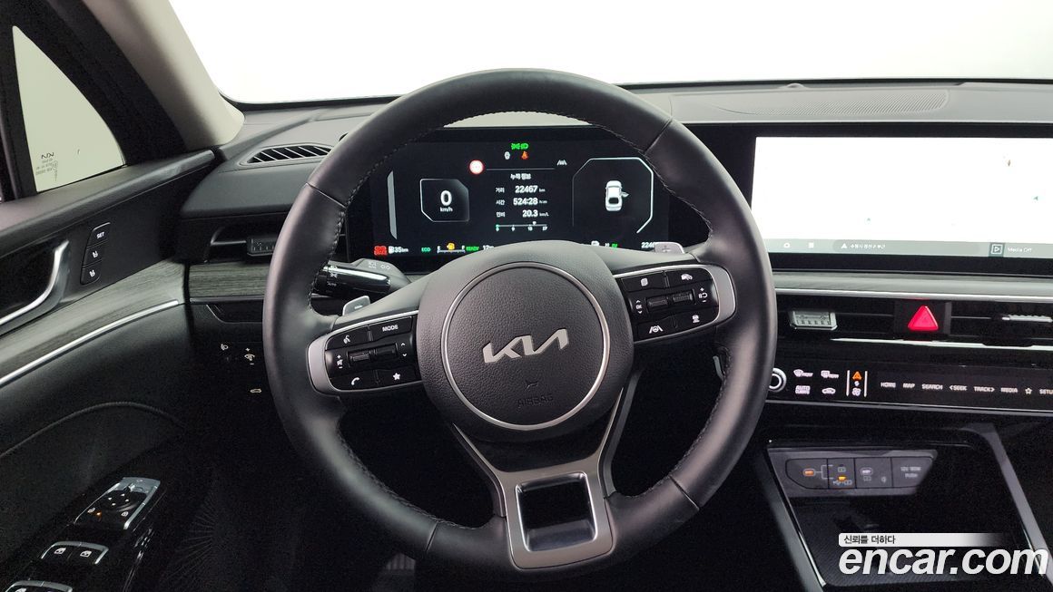 Kia K5 2025