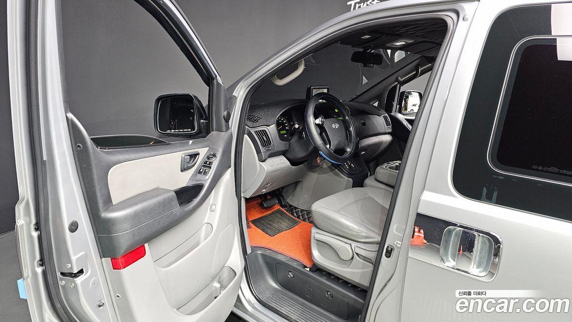 Hyundai Starex 2014