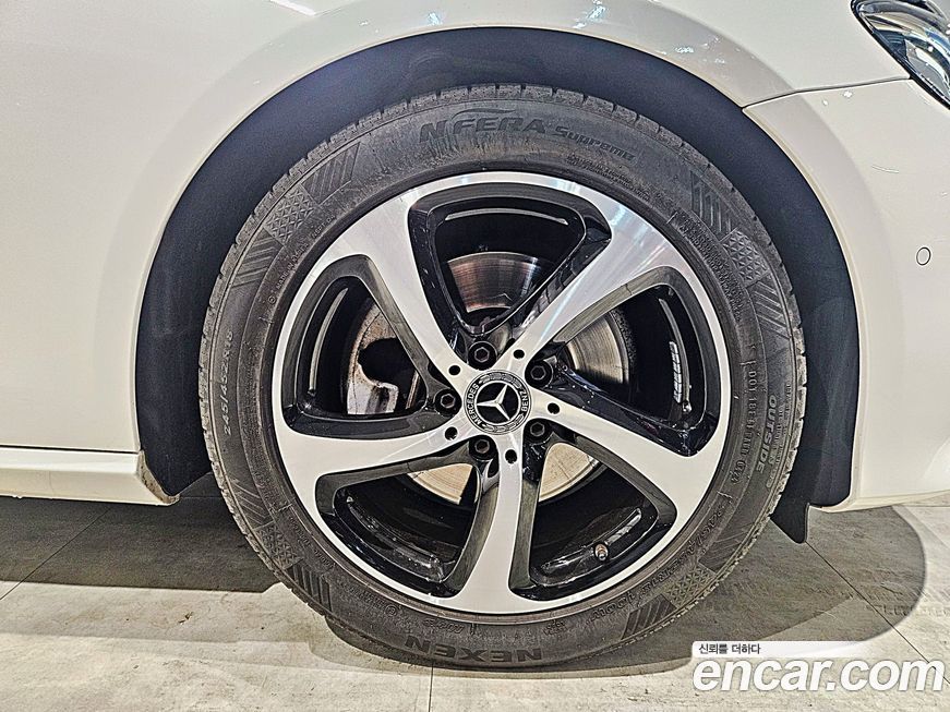 Mercedes-Benz E-Class 2020