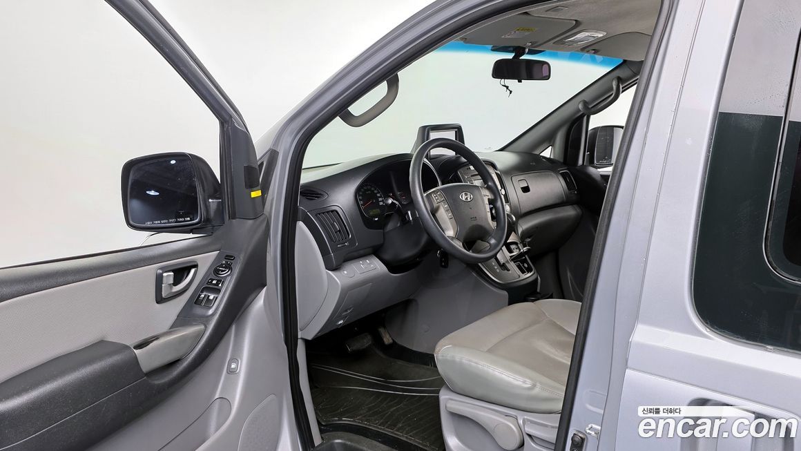 Hyundai Starex 2016
