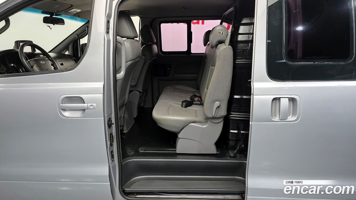 Hyundai Starex 2016