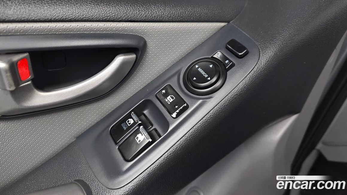 Hyundai Starex 2016