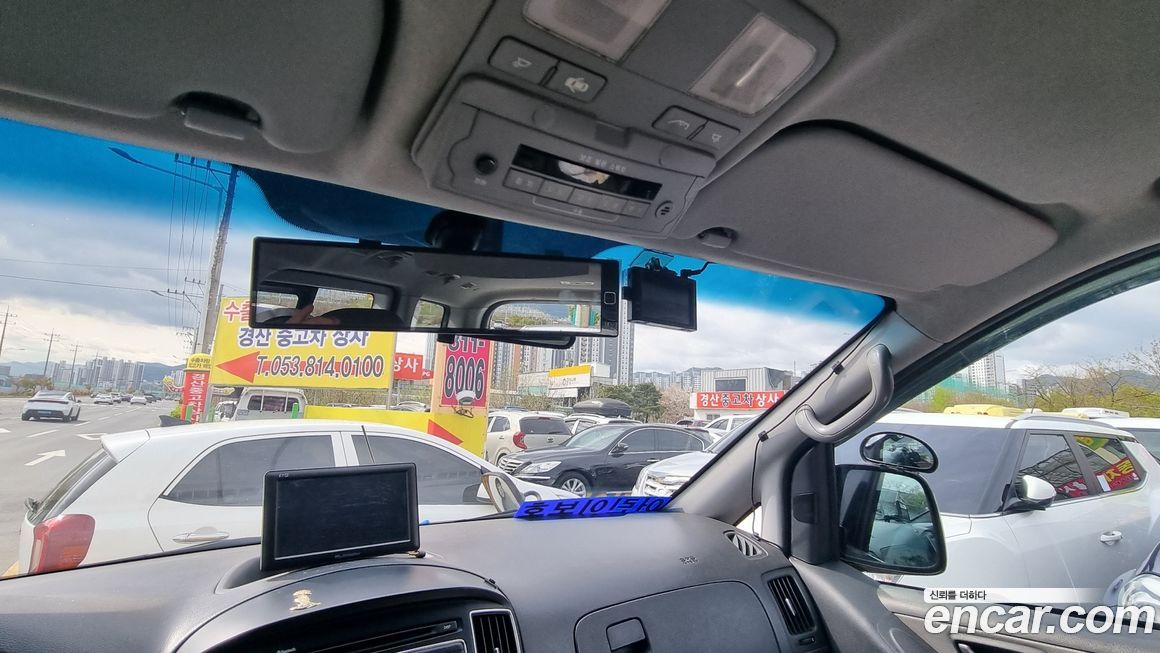 Hyundai Starex 2016