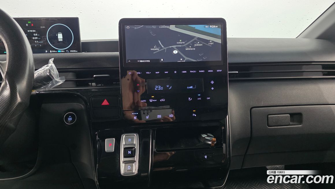 Hyundai ST1 2025