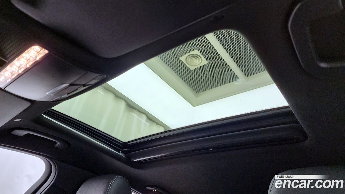 Mercedes-Benz C-Class 2021