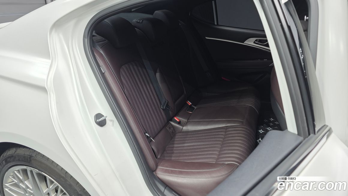 Genesis G70 2021