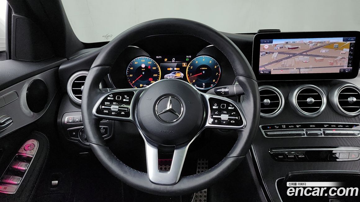 Mercedes-Benz C-Class 2021
