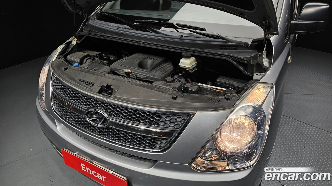 Hyundai Starex 2013