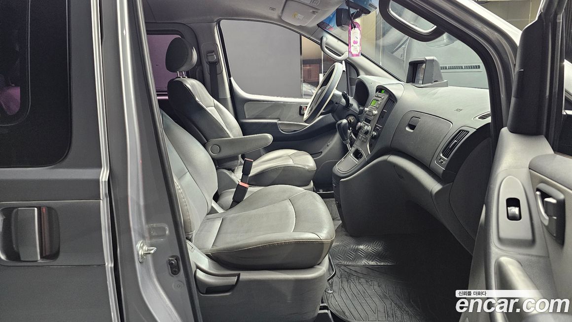 Hyundai Starex 2013
