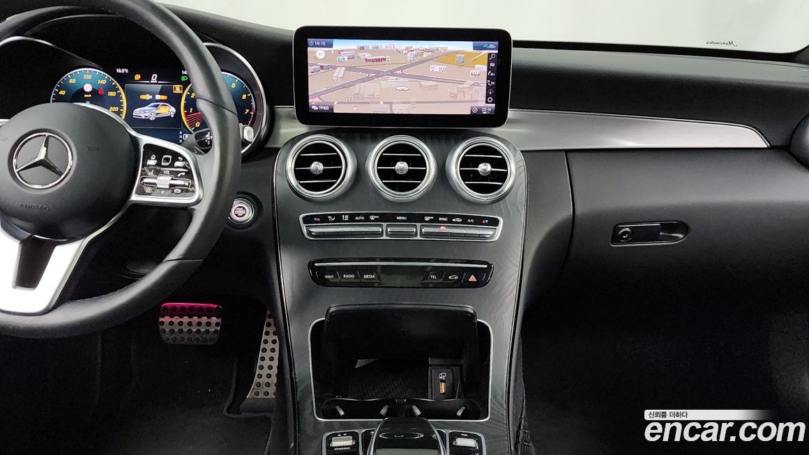 Mercedes-Benz C-Class 2021