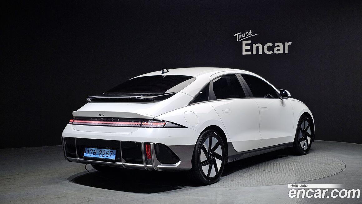 Hyundai Ioniq6 2025