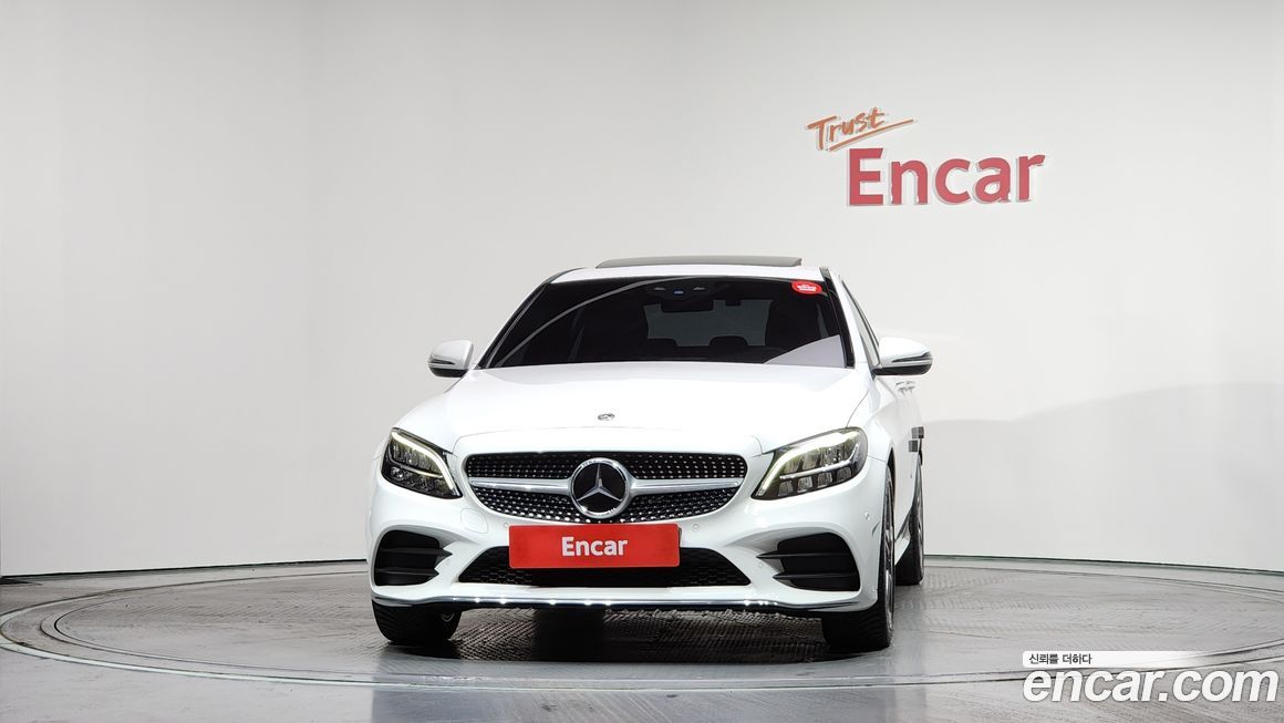 Mercedes-Benz C-Class 2021